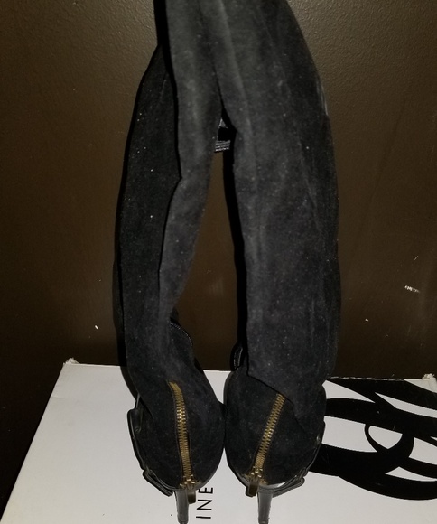 Boots - Picture 4 of 5